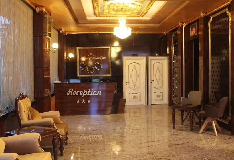 Otel Moonrose