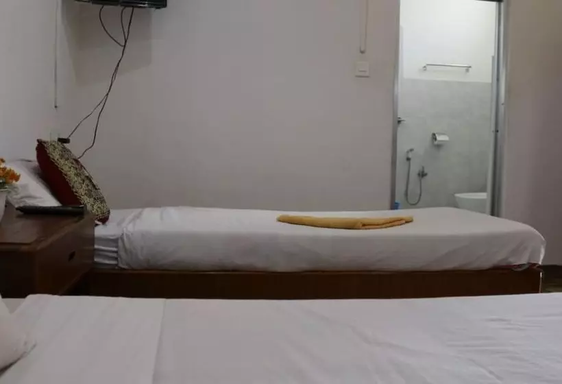 پانسیون Gurkha Lodge