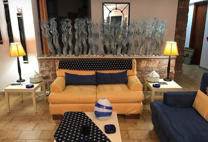 بنسيون Milos Inn & Maisonette