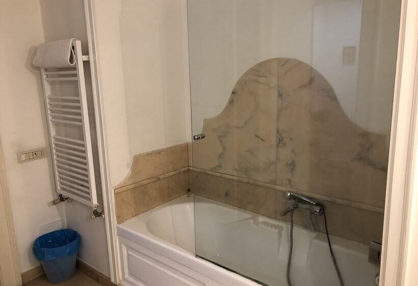 تختخواب و صبحانه Stella Marina Stabia