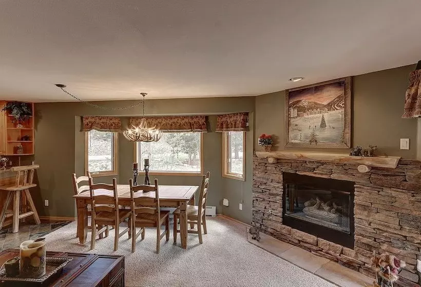 Cinnamon Ridge Iii 2 Bed 2 Bath