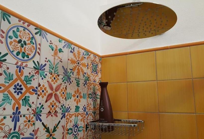 Five Roses Bed & Breakfast