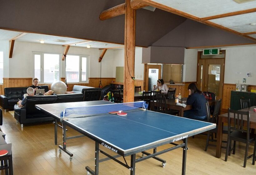 هتل Absolute Niseko Lodge