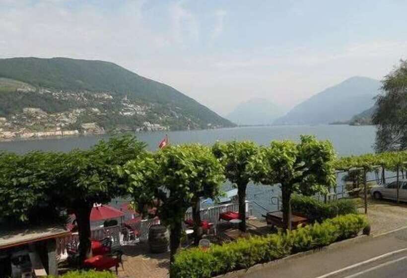 Hotel Zappa Lake Lodge