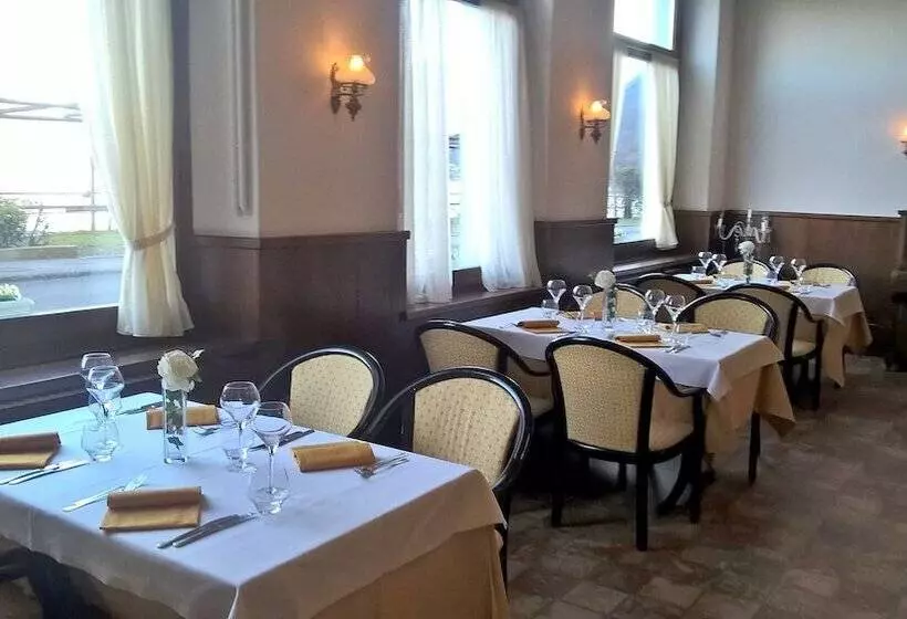 Hotelli Zappa Lake Lodge