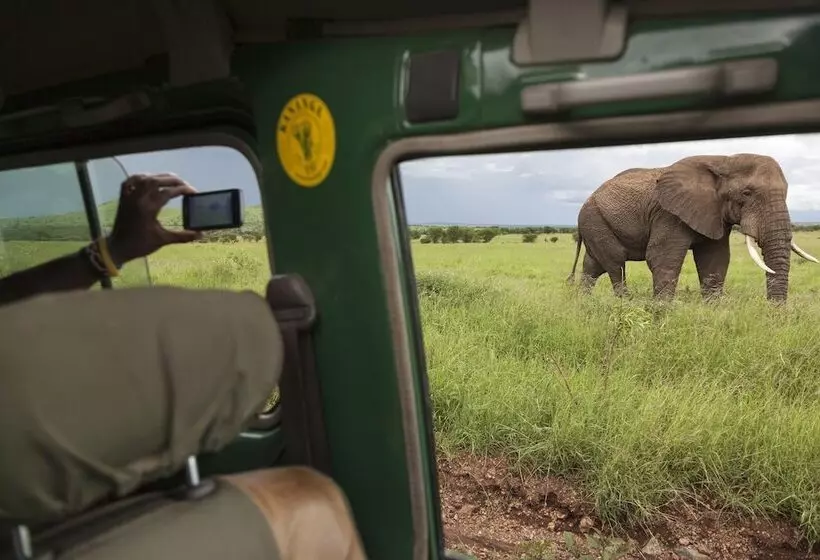 هتل Kananga Special Tented Camp