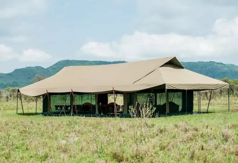 هتل Kananga Special Tented Camp