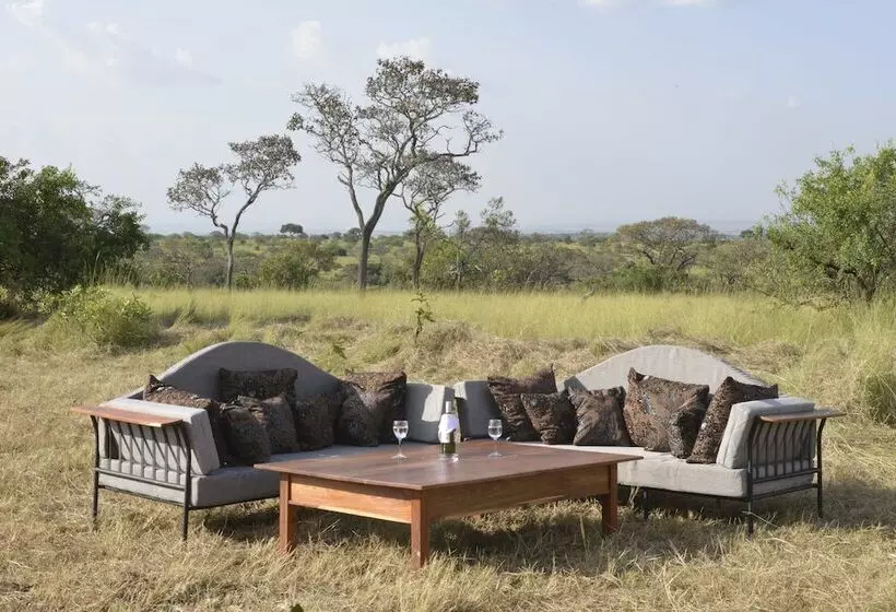 هتل Kananga Special Tented Camp