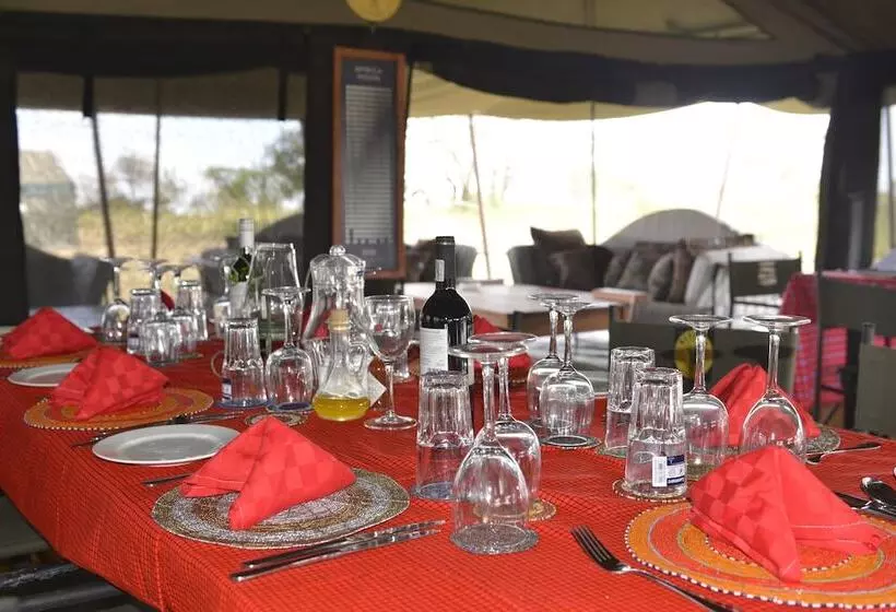 هتل Kananga Special Tented Camp