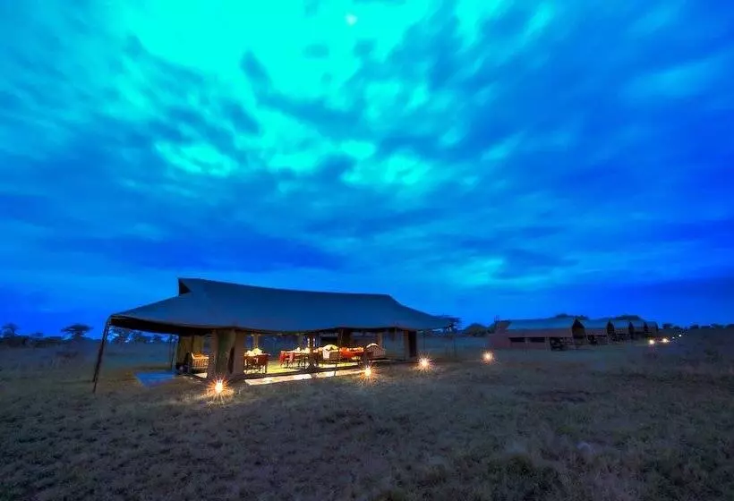هتل Kananga Special Tented Camp