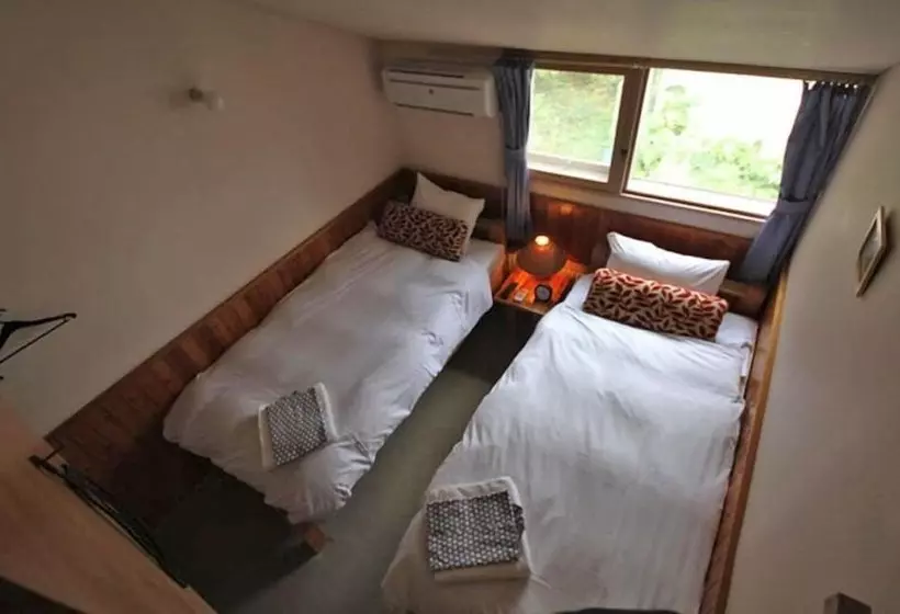 ホテル Moorea Lodge