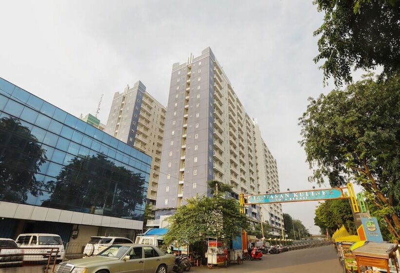 Lauv Room Grand Centerpoint By Oyo Rooms