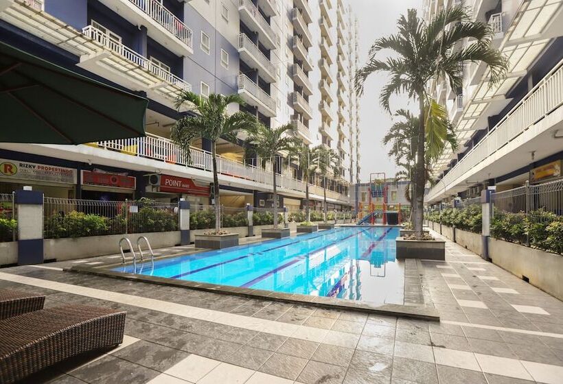 Lauv Room Grand Centerpoint By Oyo Rooms