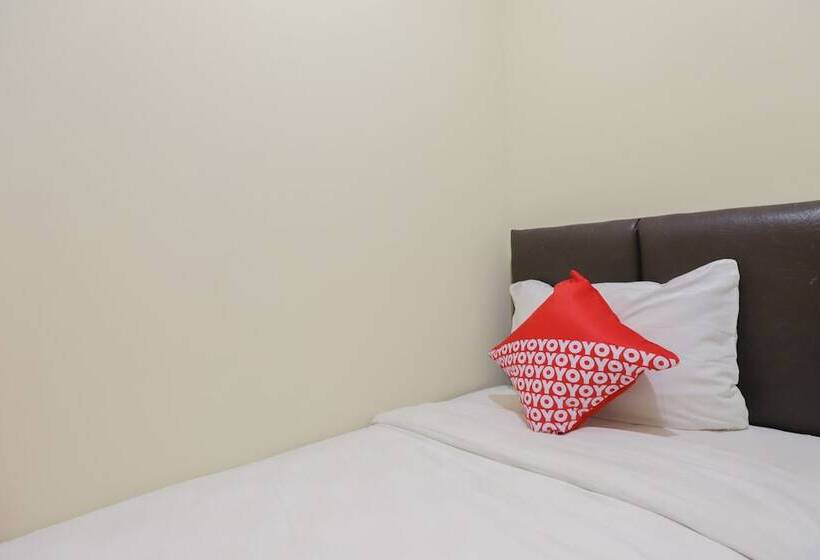 Lauv Room Grand Centerpoint By Oyo Rooms