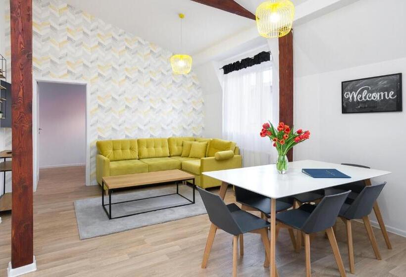 Nook Nook Apartments Katarzyny 2