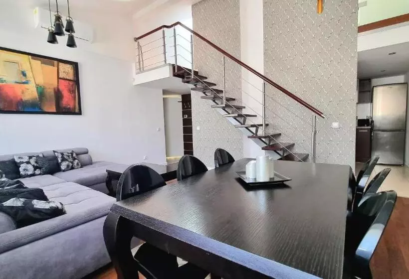 Nook Nook Apartments Katarzyny 2