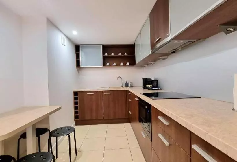 Nook Nook Apartments Katarzyny 2