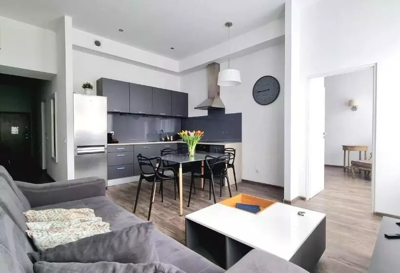 Nook Nook Apartments Katarzyny 2