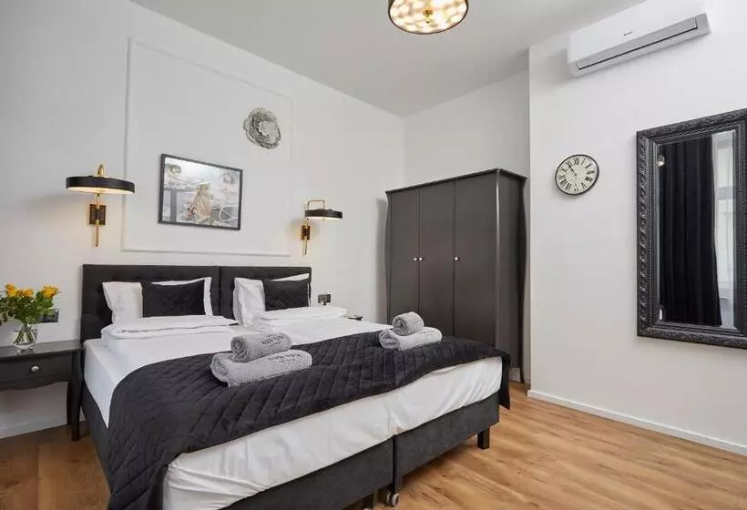 Nook Nook Apartments Katarzyny 2