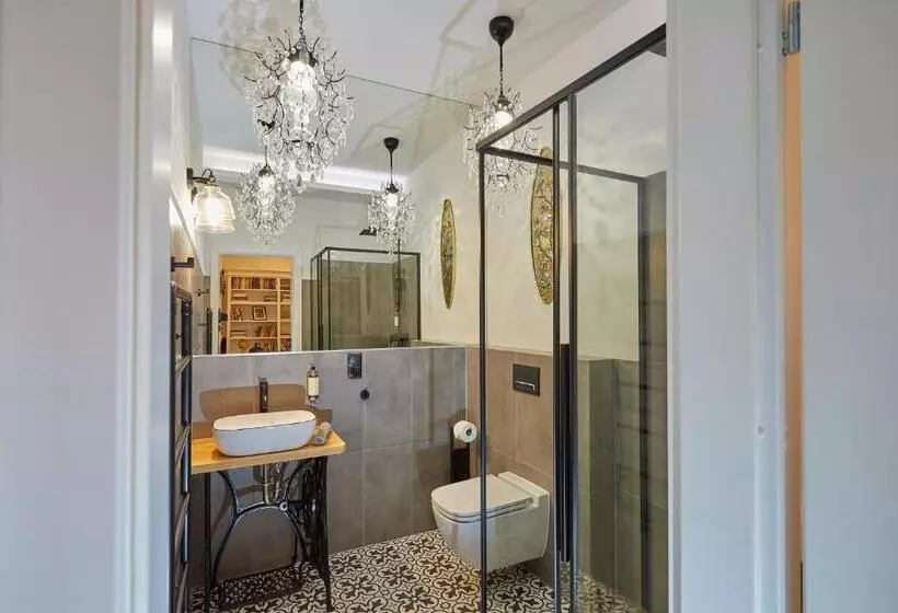 Nook Nook Apartments Katarzyny 2