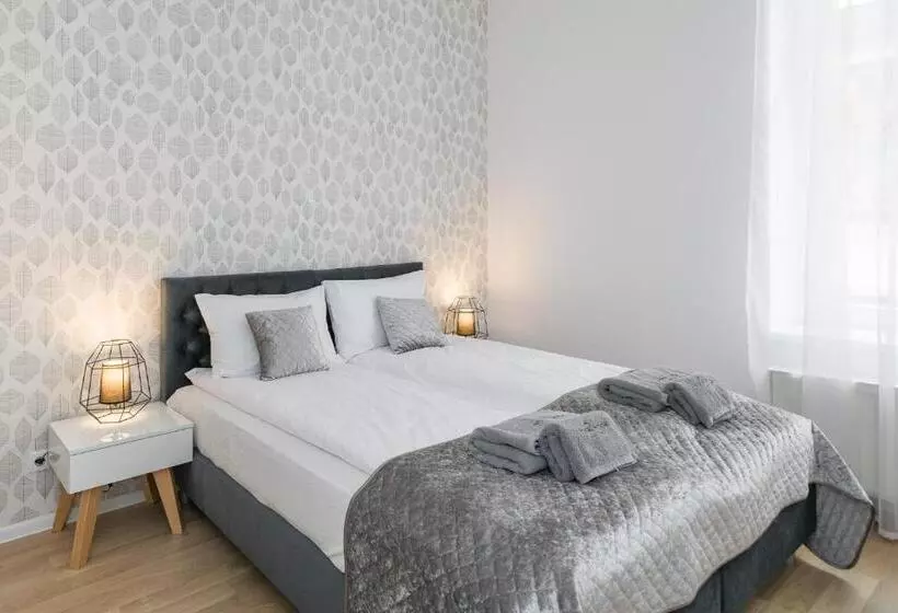 Nook Nook Apartments Katarzyny 2