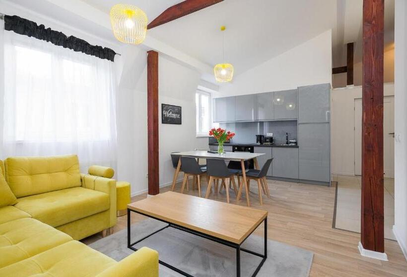 Nook Nook Apartments Katarzyny 2