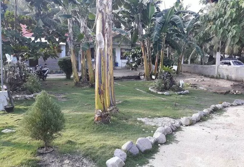 پانسیون Gardenview Homestay Siargao