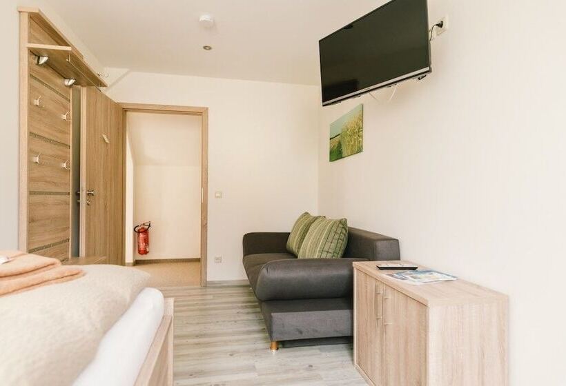 Пансион Gasthaus Zum Bergwitzsee