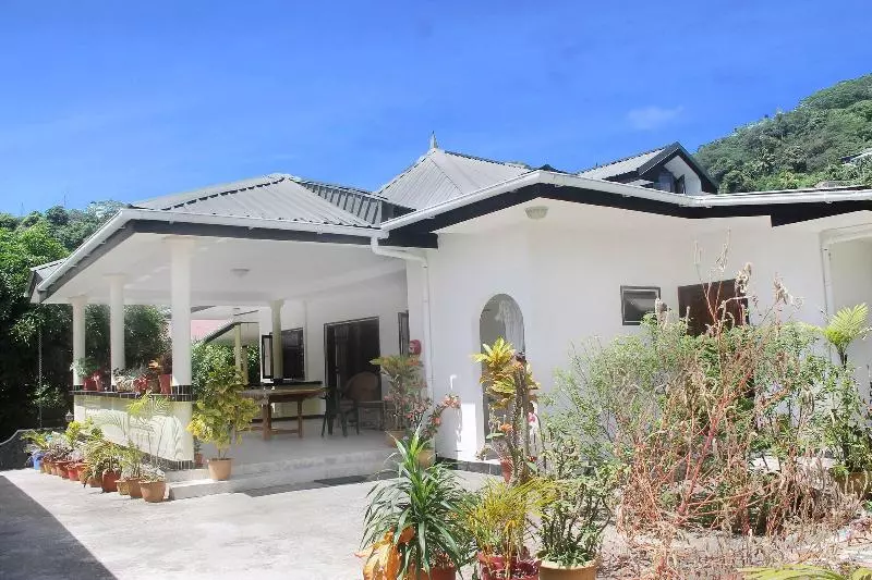 پانسیون Lapasyans Self Catering