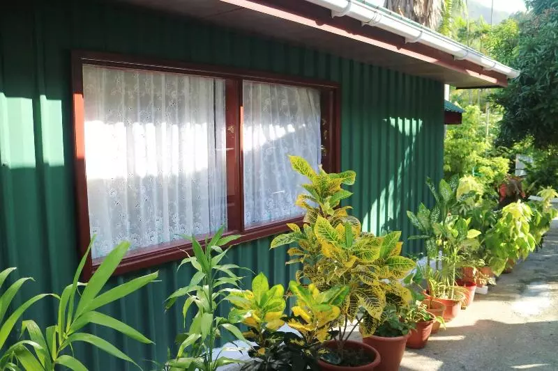 پانسیون Lapasyans Self Catering