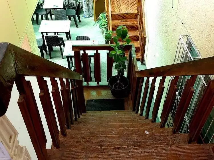 Majatalo Reddoorz At Bunakidz Lodge El Nido Palawan