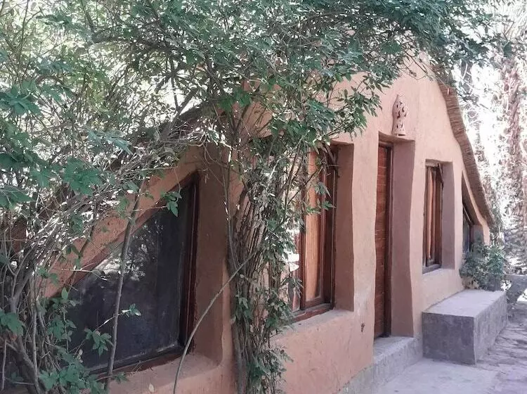 ペンション Riad Tabhirte
