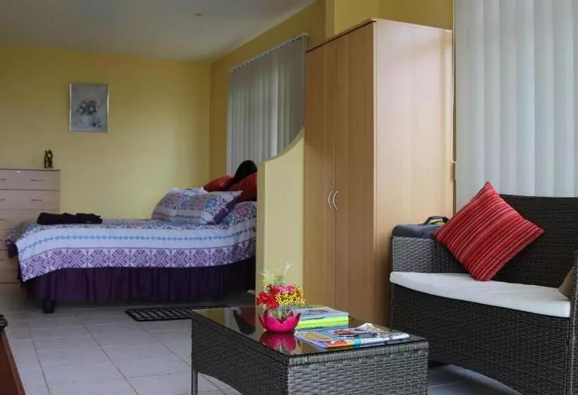 Majatalo Richards Travel Lodge