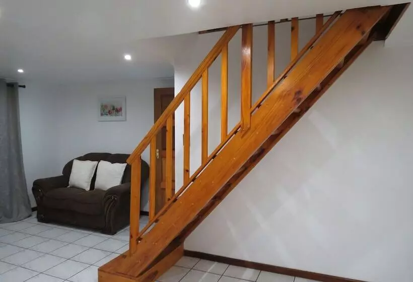 ペンション Three Spruce