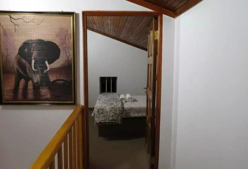 ペンション Three Spruce