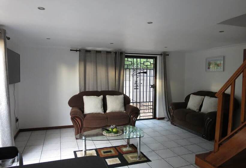 Majatalo Three Spruce