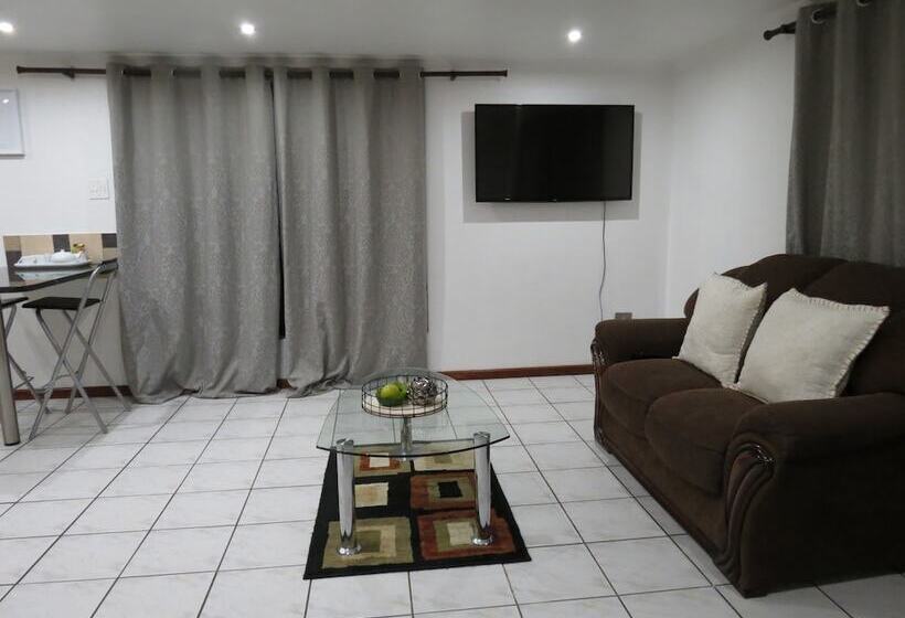 Majatalo Three Spruce