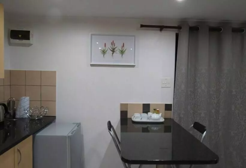 ペンション Three Spruce