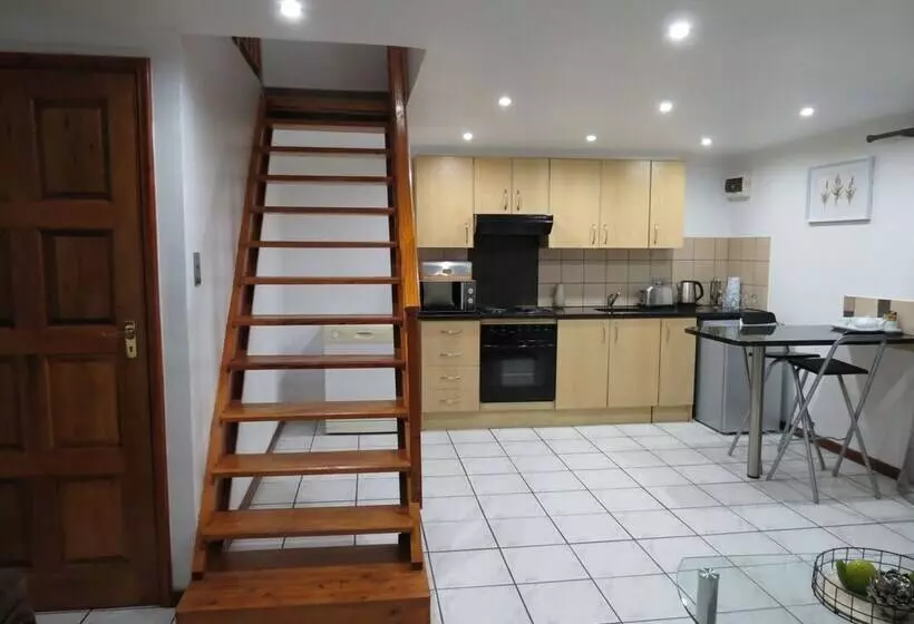 ペンション Three Spruce