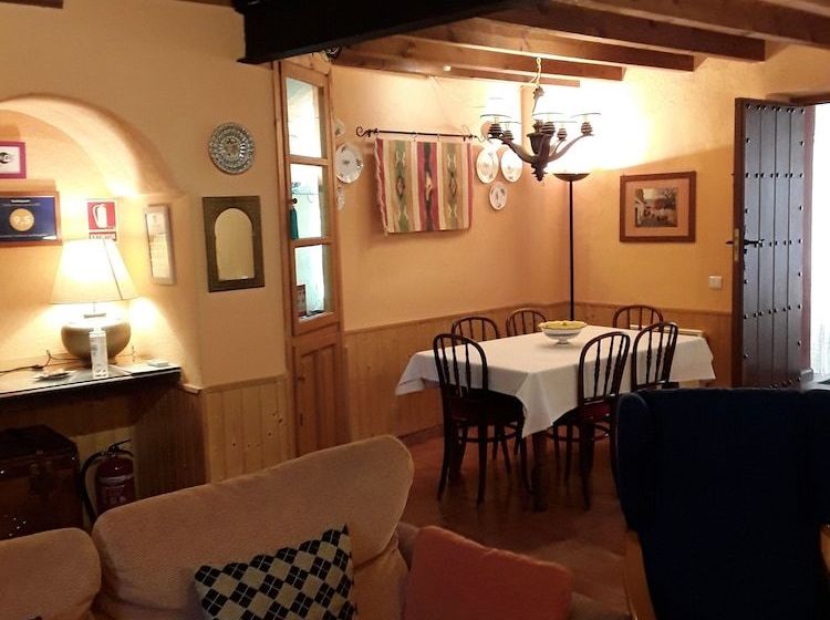 Apartamentos Turãsticos Los Arrayanes