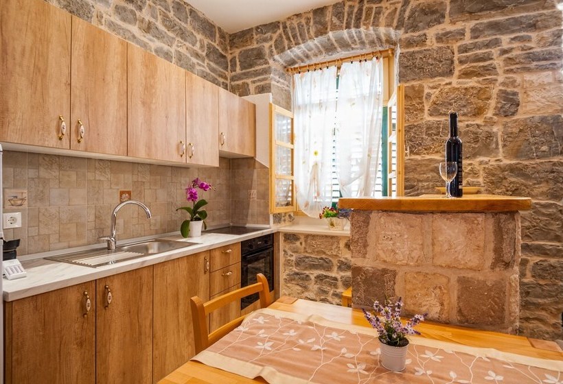 Beach Resort Apartments Podspiline