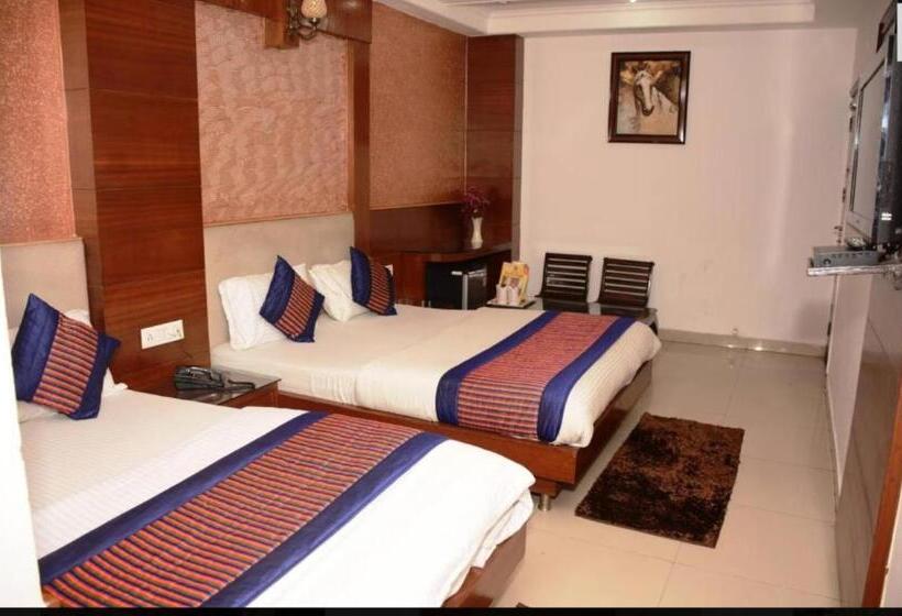 هتل Delhi Heart At New Delhi Railway Station