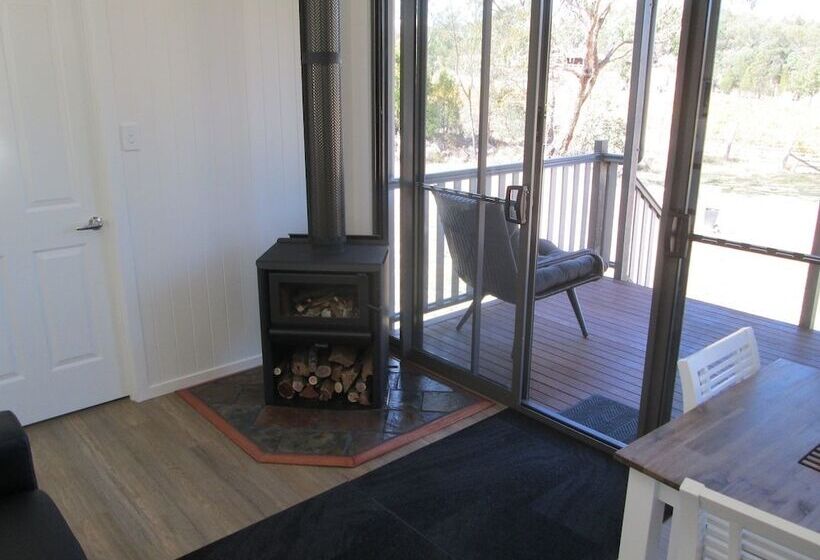 Just Red Wines Cabins