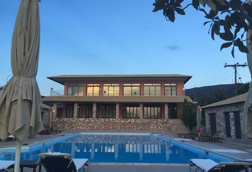 پانسیون Almyra Holiday Village