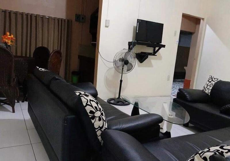 בית מלון כפרי Viking Resort