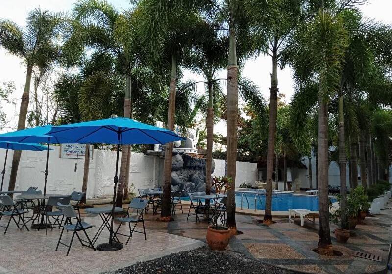 בית מלון כפרי Viking Resort