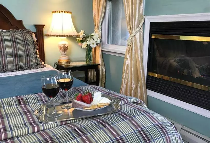 Fox & Hound Bed & Breakfast New Hope