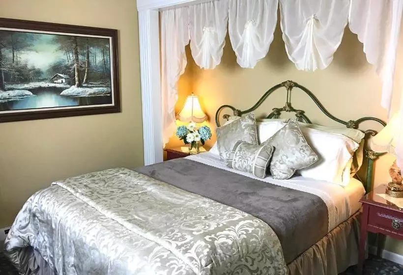 Fox & Hound Bed & Breakfast New Hope