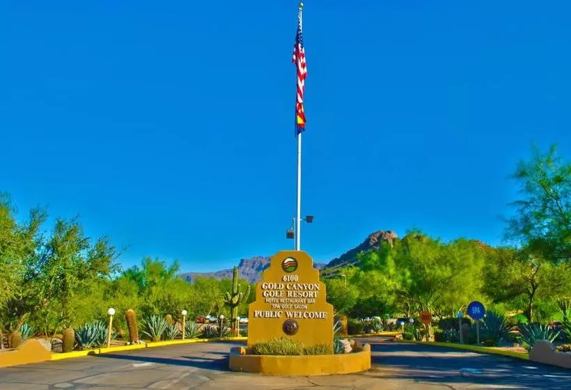 Gold Canyon Golf Resort