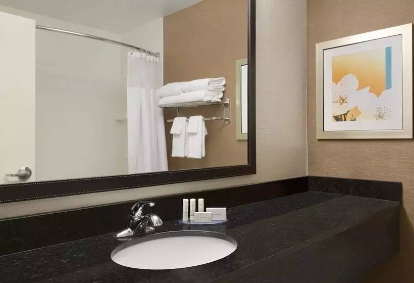 فندق Fairfield Inn Colorado Springs Air Force Academy